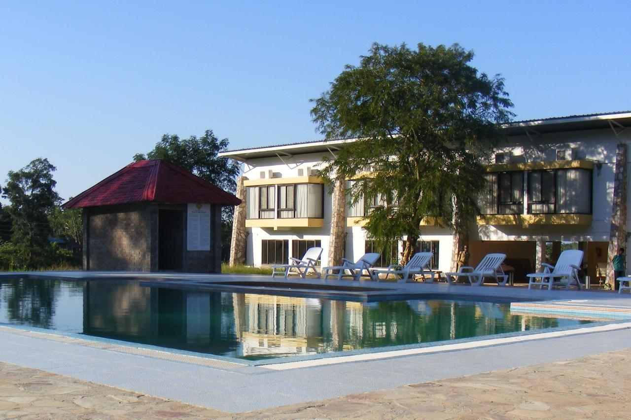 Landmark Woods Hotel Kāziranga Kültér fotó